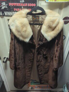 Womens Real Fur Coat Large Sz 10/12 Bear Cub Fox Alter Furs Toronto Vintage 1930